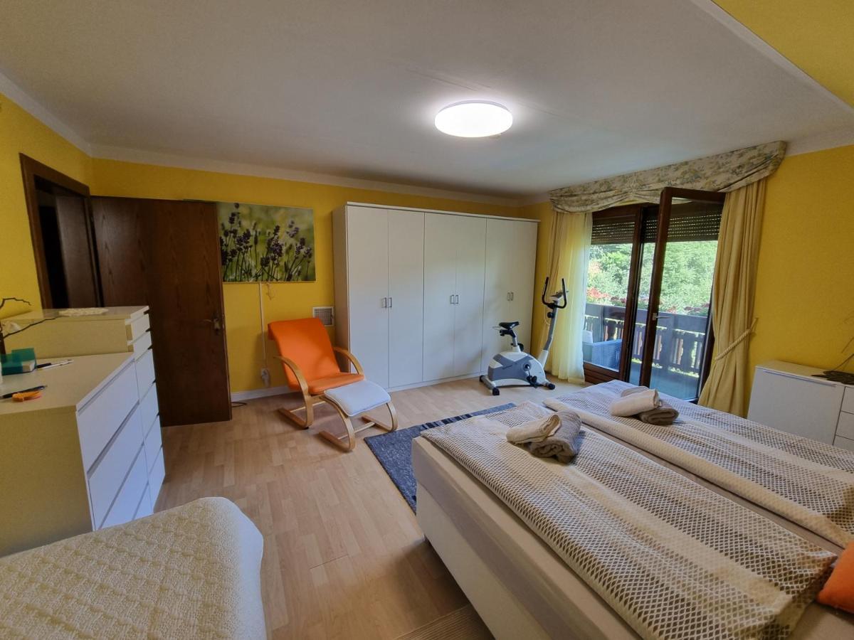 Haus Flora - Ferienwohnung Боденсдорф Экстерьер фото